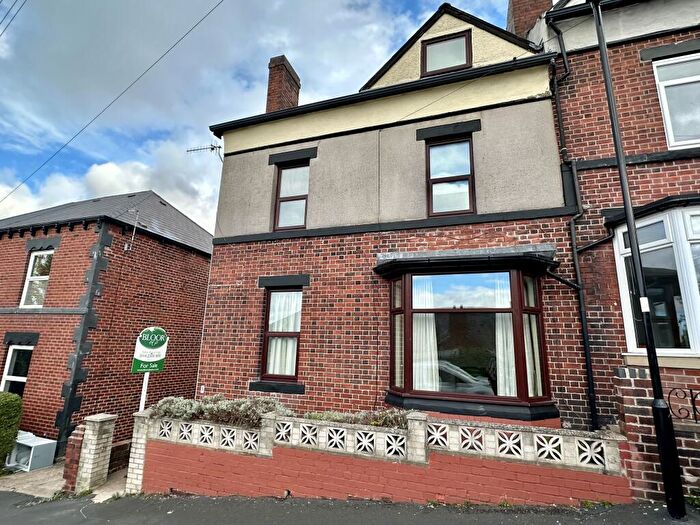 4 Bedroom Semi Detached House For Sale In Woodbank Crescent Meersbrook Sheffield, S8