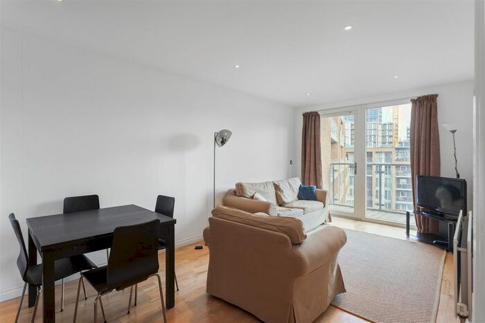 1 Bedroom Flat To Rent In Viridian Apartments, Battersea Park Road, London, SW8