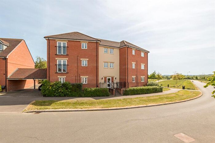 2 Bedroom Apartment For Sale In Greenfinch Road, Didcot, Oxfordshire, OX11