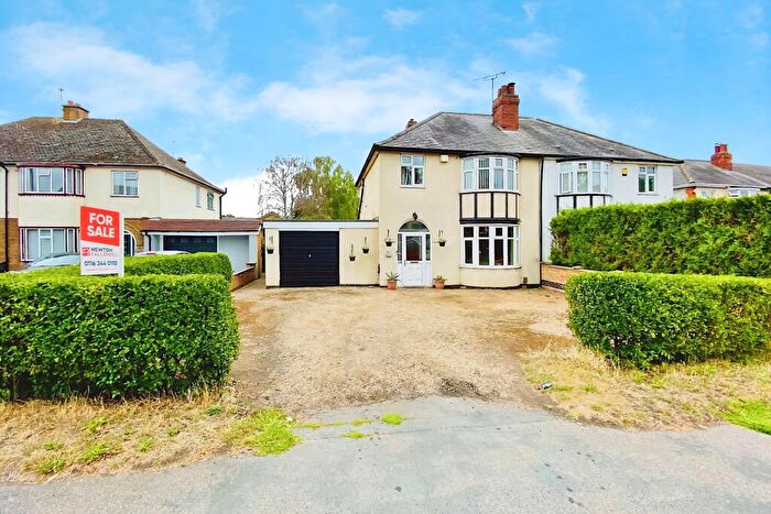 3 Bedroom Semi-Detached House For Sale In Fosse Way, Syston, LE7