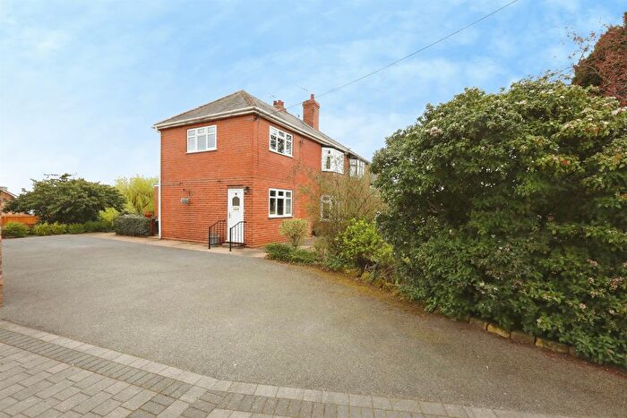 3 Bedroom Semi Detached House For Sale In Retford Road, Blyth, Worksop, S81