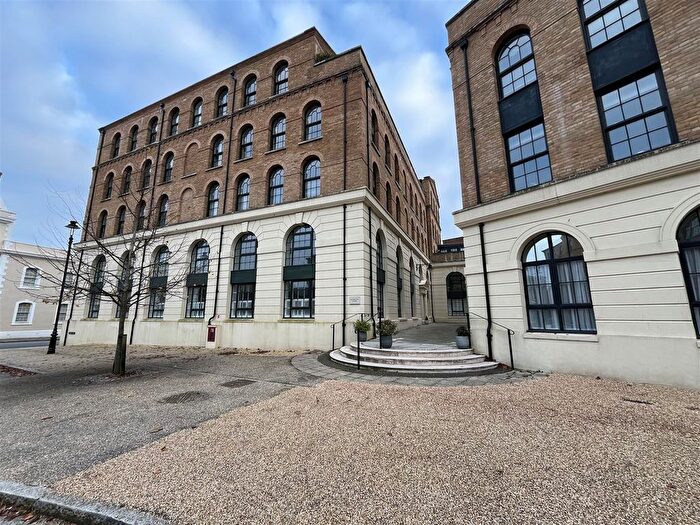2 Bedroom Flat To Rent In Hamslade Street, Poundbury, Dorchester, DT1