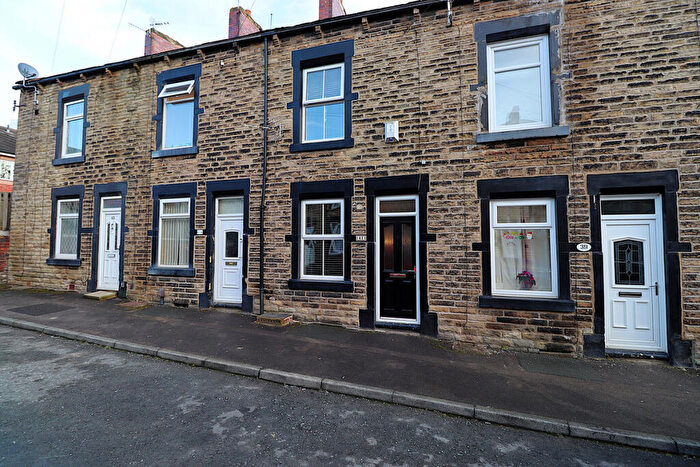 3 Bedroom Terraced House For Sale In Grafton Street, Barnsley, S70