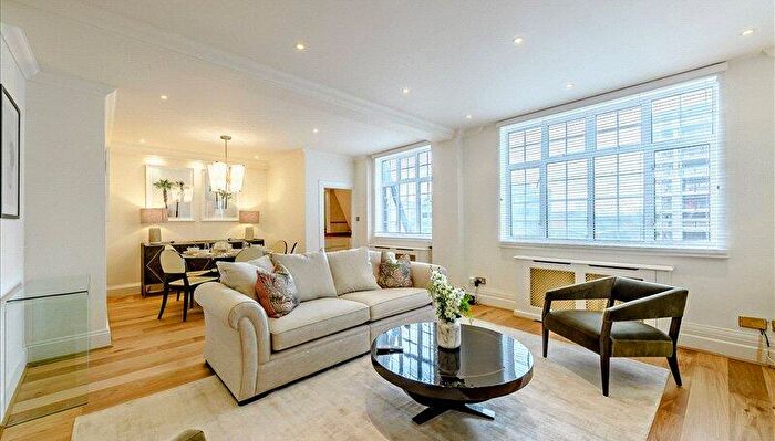 3 Bedroom Apartment To Rent In Strathmore Court, Park Road, London, NW8