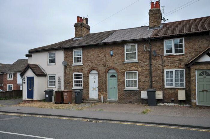 2 Bedroom Terraced House To Rent In Baddow Road, Chelmsford, Essex, CM2