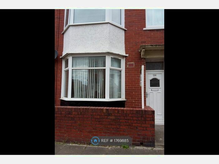 2 Bedroom Flat To Rent In Richmond Road, South Shields, NE34