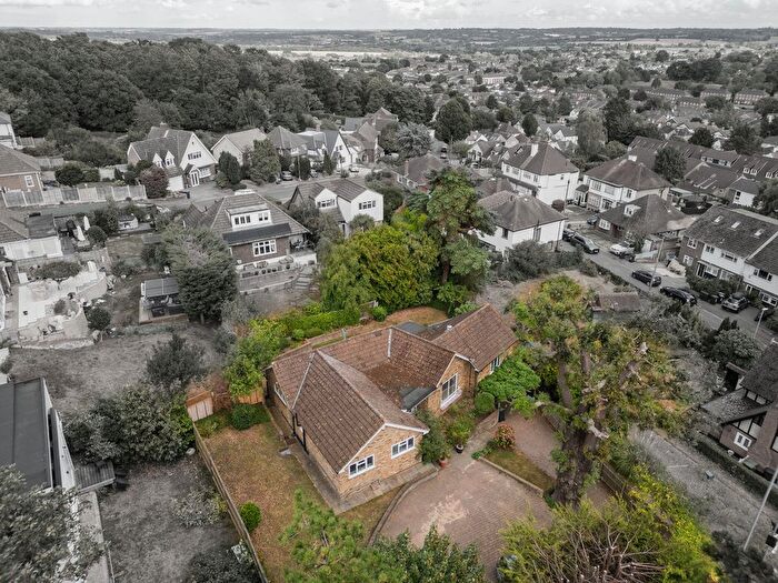 4 Bedroom Detached House For Sale In Goldings Hill, Loughton, IG10