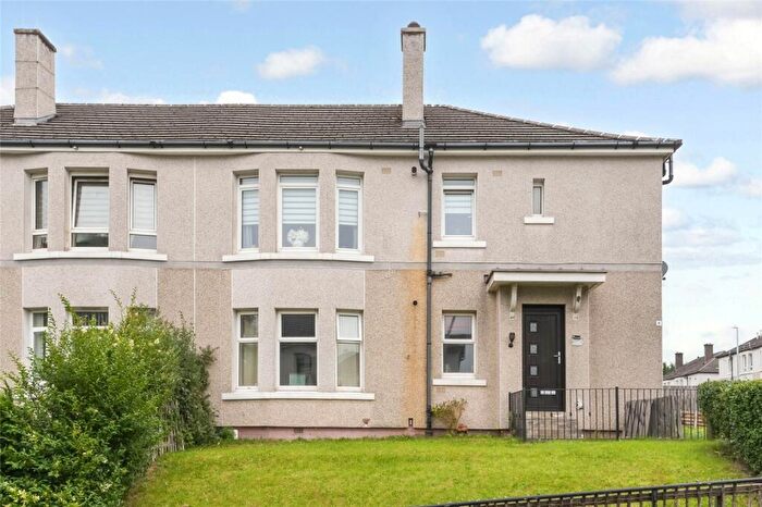 3 Bedroom Flat For Sale In Clova Street, Thornliebank, Glasgow, Glasgow City, G46