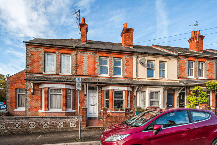 3 Bedroom Terraced House For Sale In Cromwell Road, Caversham, Reading, RG4