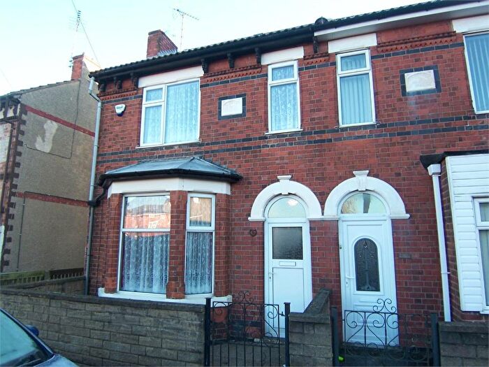 3 Bedroom Semi-Detached House To Rent In Harcourt Street, Kirkby-in-Ashfield, Nottingham, NG17