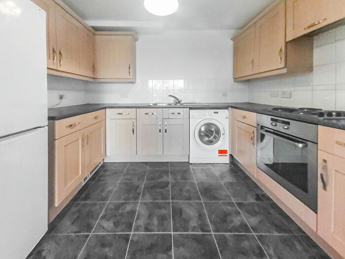 1 Bedroom Flat To Rent In Cline Road, Gean Court Cline Road, N11