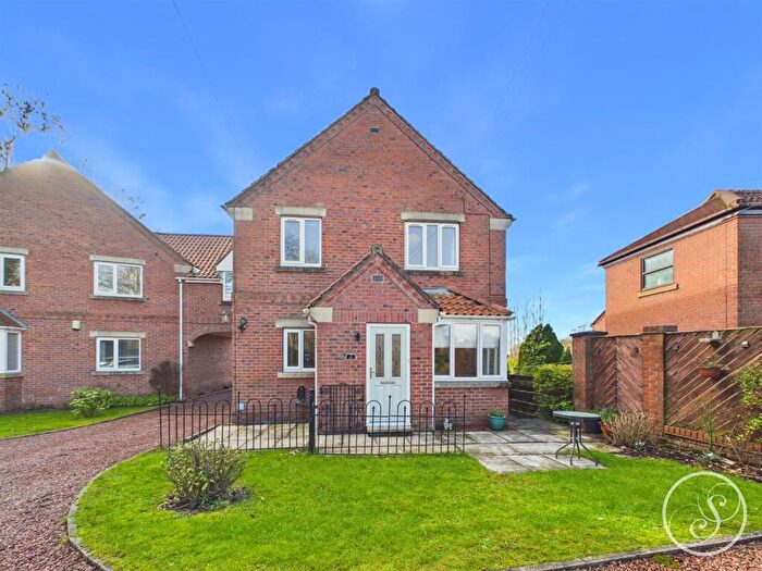 2 Bedroom Apartment To Rent In Ouston Lane, Tadcaster, LS24