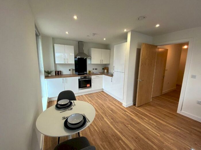 1 Bedroom Flat To Rent In Manchester Waters, Pomona Strand, Old Trafford, M16
