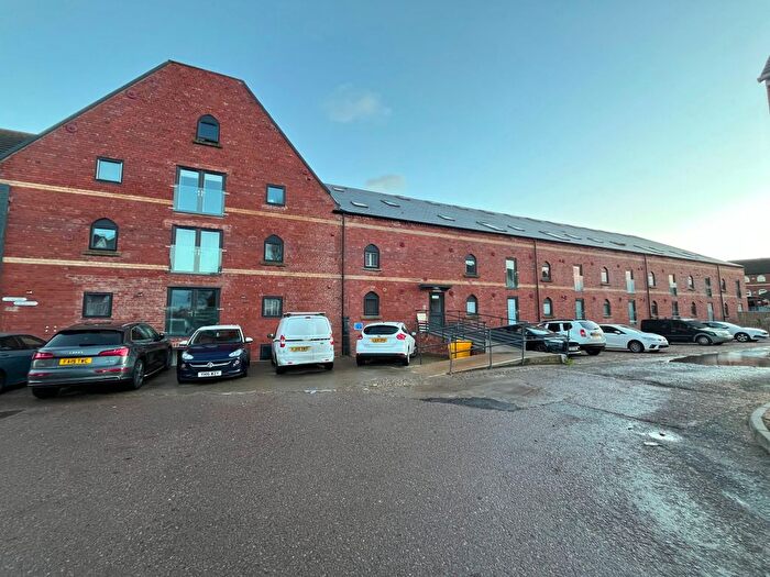 2 Bedroom Flat To Rent In Kiln Court, Kirk Sandall, DN3