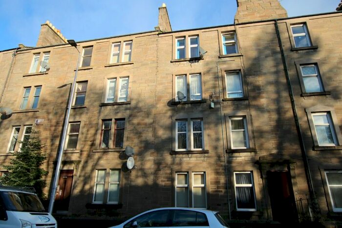 1 Bedroom Flat To Rent In Dens Road, Maryfield, Dundee, DD3