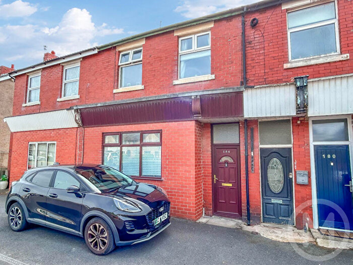 4 Bedroom Terraced House For Sale In Watson Road, Blackpool, FY4