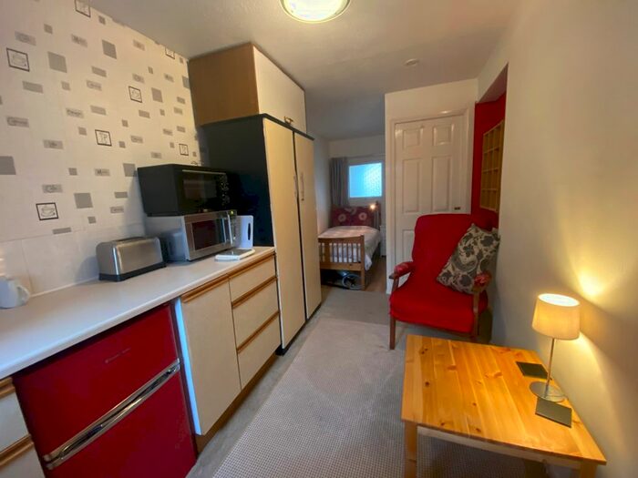 1 Bedroom Property To Rent In Perrysfield Road, Cheshunt, Waltham Cross, EN8