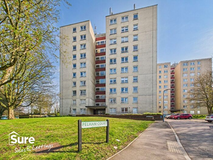 1 Bedroom Flat To Rent In Pelham Court, Hemel Hempstead, Hertfordshire, HP2