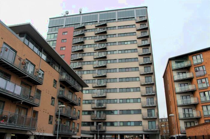1 Bedroom Apartment To Rent In City Gate House, Gants Hill, IG2