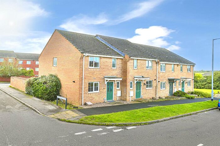 3 Bedroom End Of Terrace House To Rent In Chepstow Road, Corby, NN18