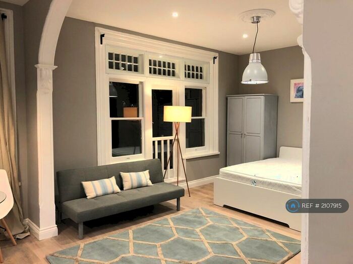 1 Bedroom Flat To Rent In Ramilies, Southsea, PO5