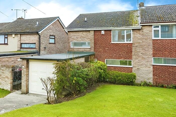 3 Bedroom Semi-Detached House To Rent In Bradlea Rise, Rawmarsh, Rotherham, South Yorkshire, S62