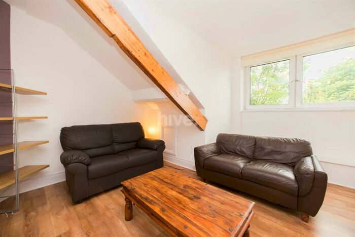 4 Bedroom Apartment To Rent In Grosvenor House, Jesmond, Newcastle Upon Tyne, NE2