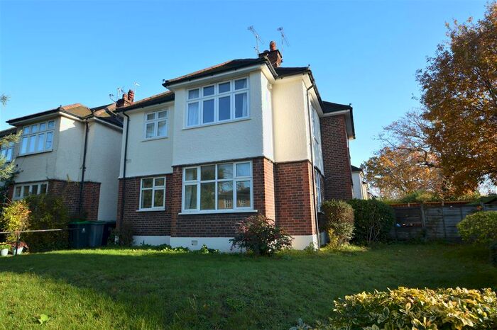 3 Bedroom Property To Rent In Ewell Road, Surbiton, KT6