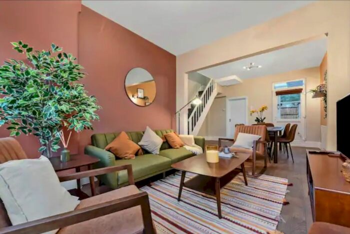 3 Bedroom Terraced House To Rent In Cissbury Road, London, N15