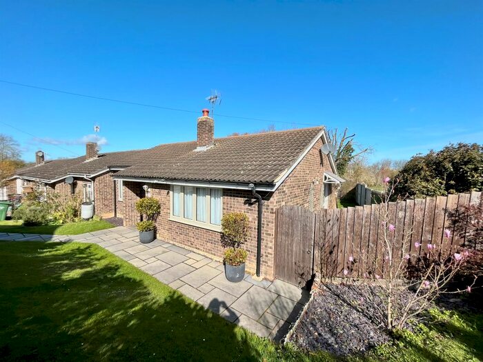 2 Bedroom Terraced Bungalow For Sale In Bilberry End, Hadstock, Cambridge, CB21