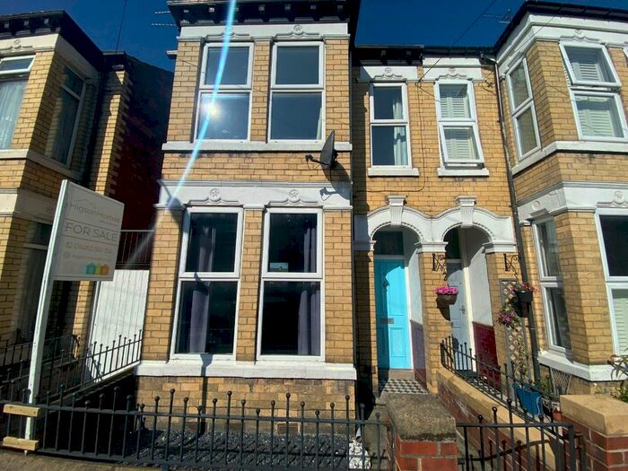 3 Bedroom Terraced House To Rent In Glencoe Street, Hull, HU3