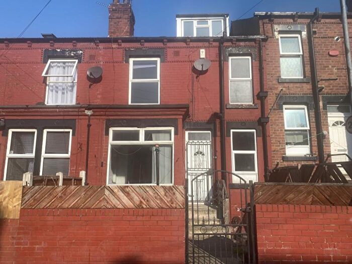 2 Bedroom Property To Rent In Sutherland Terrace, Harehills, LS9