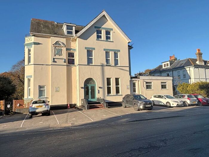 1 Bedroom Flat For Sale In Flat Boscombe Spa Road, Bournemouth, Dorset, BH5