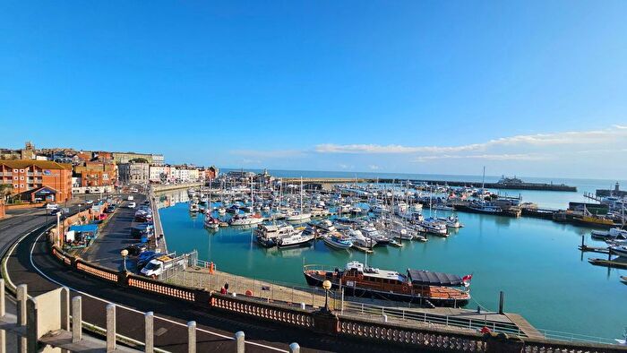 5 Bedroom Detached House For Sale In Duncan Road, Ramsgate, CT11