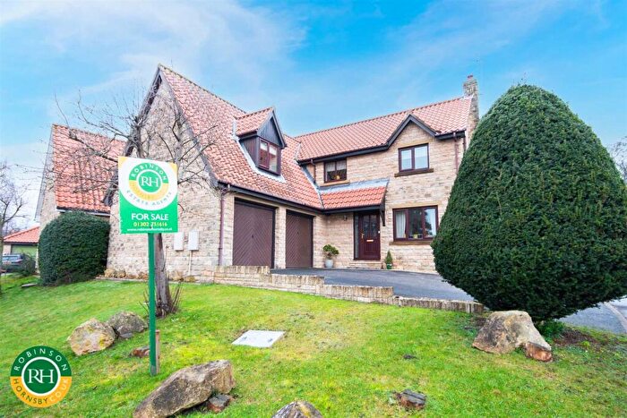 4 Bedroom Detached House For Sale In Sherwood Close, Campsall, Doncaster, DN6