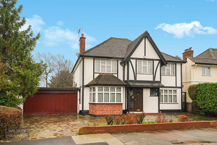 4 Bedroom Detached House For Sale In Flambard Road, Harrow, HA1