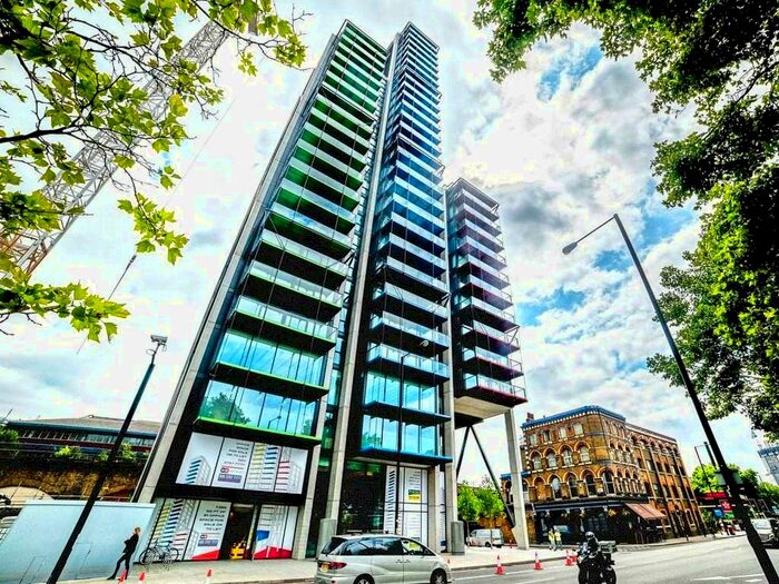 2 Bedroom Flat To Rent In Merano Residence, Albert Embanbkment, London, SE1