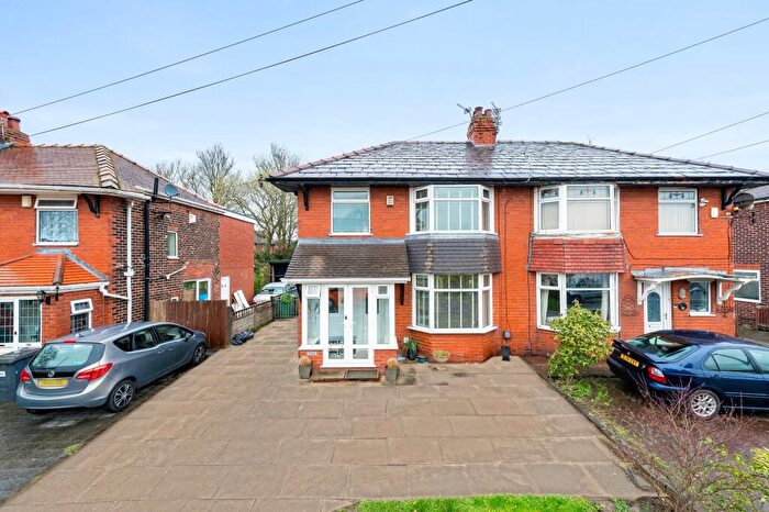 3 Bedroom Semi Detached House For Sale In Brandlesholme Road, Brandlesholme, BL8