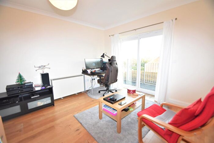 1 Bedroom Flat To Rent In Harrison Road, Swaythling, Southampton, Hampshire, SO17