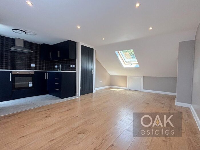 2 Bedroom Flat To Rent In Woodpecker Close, London, N9