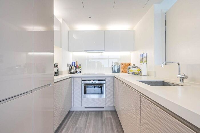 2 Bedroom Flat For Sale In Pan Peninsula, Canary Wharf, London, E14