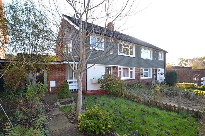 2 Bedroom Maisonette To Rent In Webster Close, Oxshott, Leatherhead, KT22