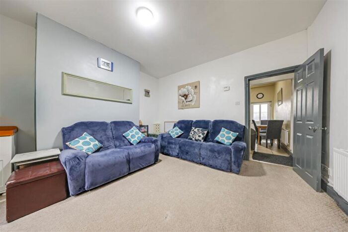 2 Bedroom Terraced House For Sale In Hope Street, Haslingden, Rossendale, BB4