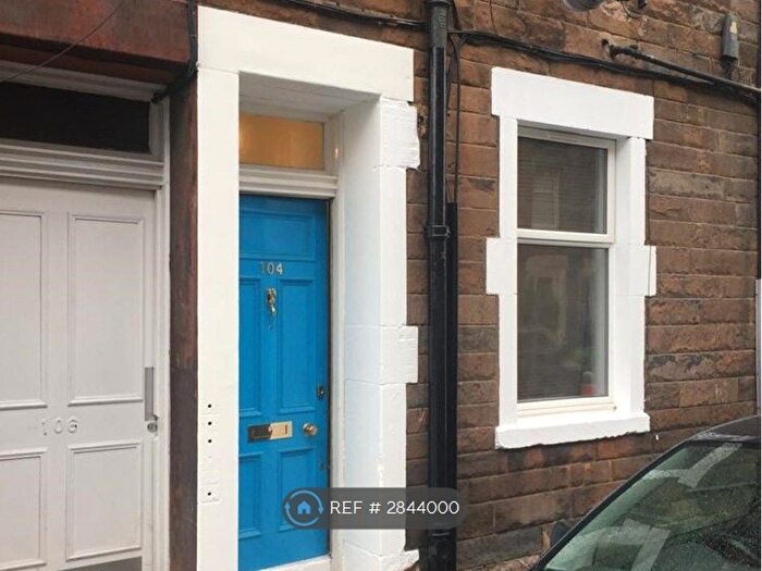 2 Bedroom Flat To Rent In Restalrig Road South, Edinburgh, EH7