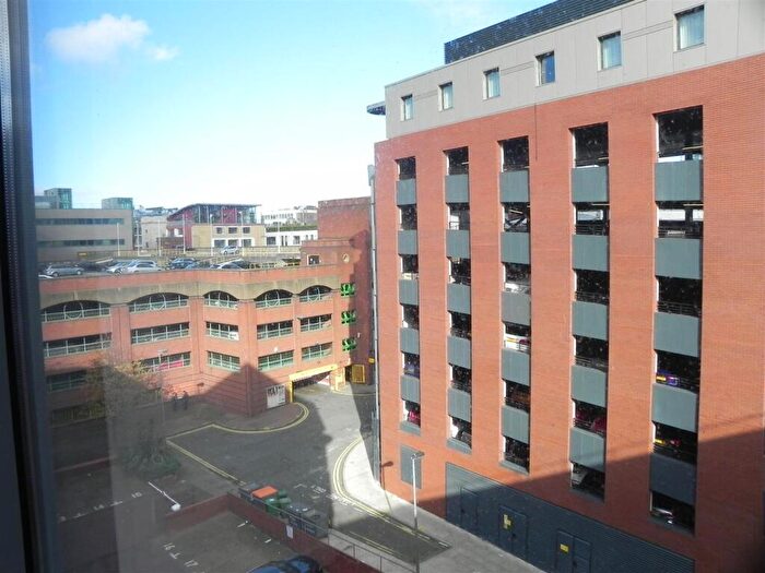 Apartment To Rent In Moorfields, Liverpool, L2