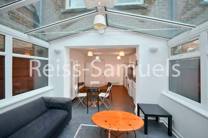 5 Bedroom Terraced House To Rent In Ferry Street, London, Isle Of Dogs, Canary Wharf, E14