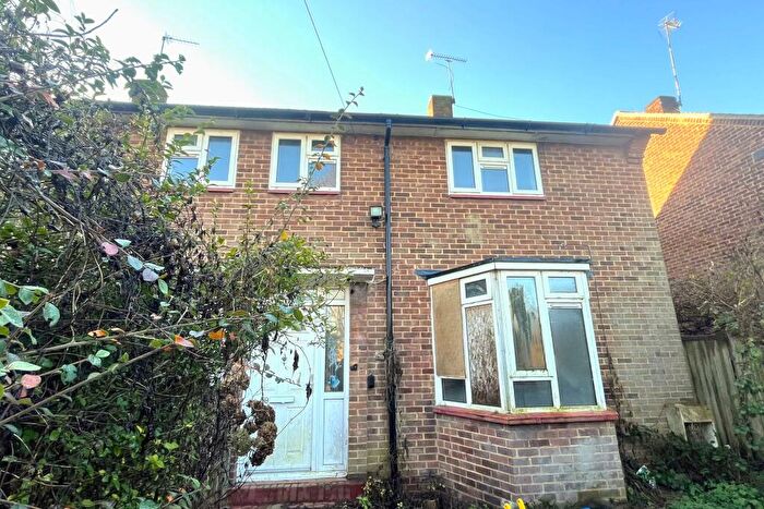 2 Bedroom Terraced House For Sale In Leesons Way, Orpington, Bromley, BR5