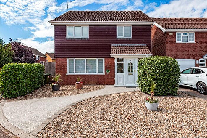 4 Bedroom Detached House For Sale In Coppens Green, Wickford, Essex, SS12
