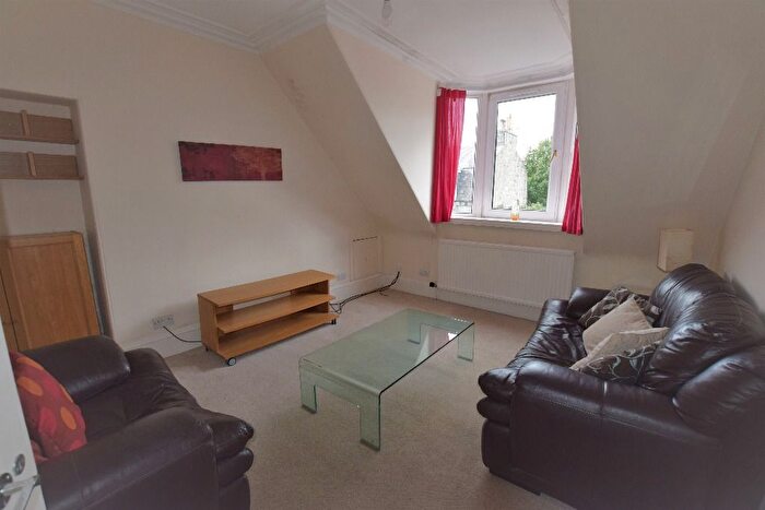 1 Bedroom Flat To Rent In Lamond Place, City Centre, Aberdeen, AB25