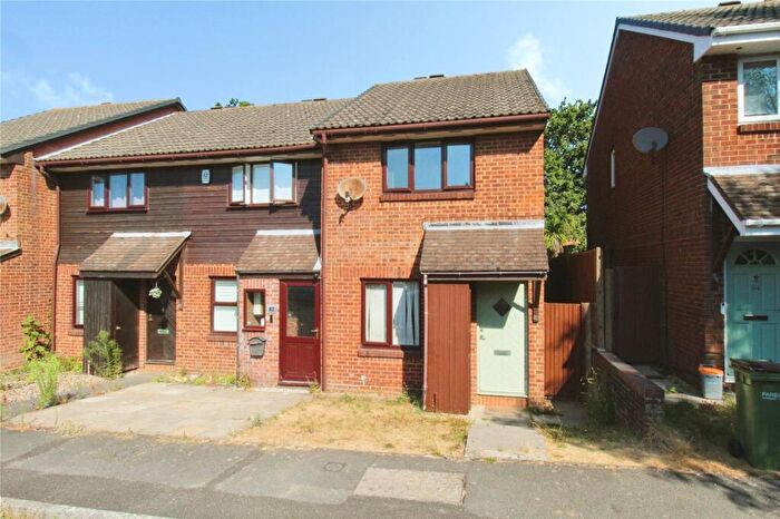 2 Bedroom House For Sale In Woodrush Crescent, Locks Heath, Southampton, Hampshire, SO31